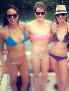 Missy Franklin body in a bikini with her friends